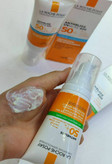 ضد افتاب بی رنگ مات کننده SPF 50
